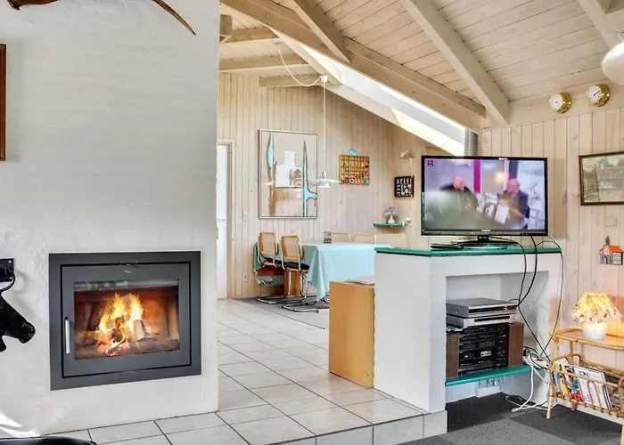 Angelika - 1-6km From The Sea By Interhome Holiday home